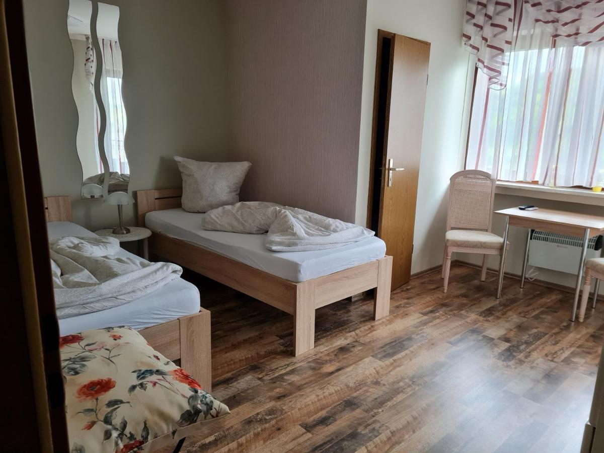 וינטריך Hotel Restaurant Moselblick מראה חיצוני תמונה